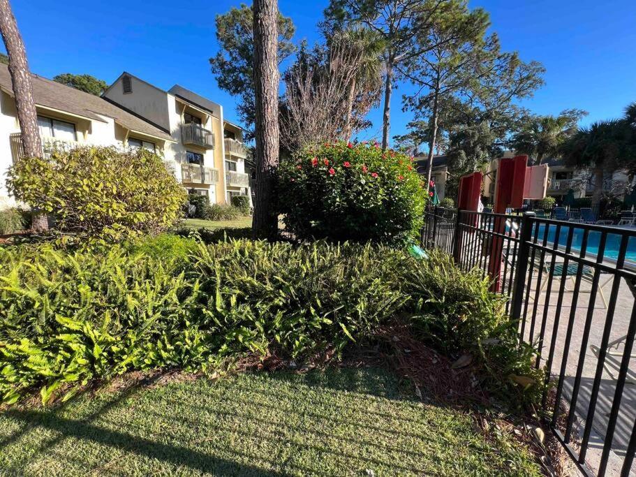 Spacious, Cozy Villa W/Parking In Coligny Villas Hilton Head Island Exterior foto