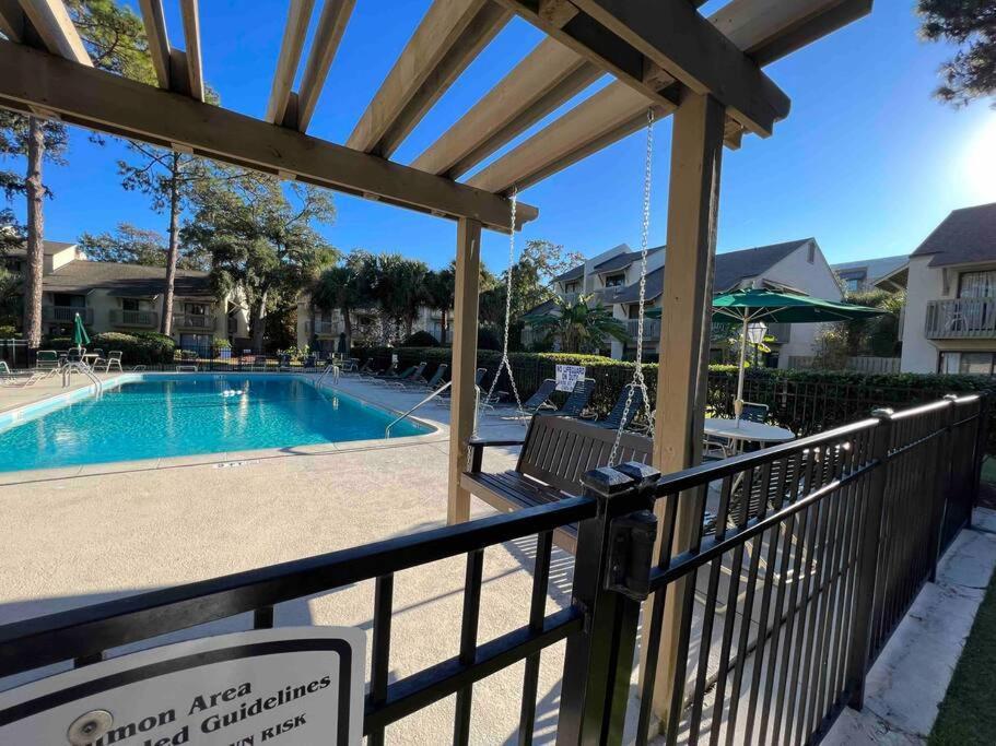 Spacious, Cozy Villa W/Parking In Coligny Villas Hilton Head Island Exterior foto